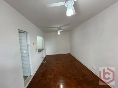 Kitnet para alugar, 45m² no Boqueirão, Santos