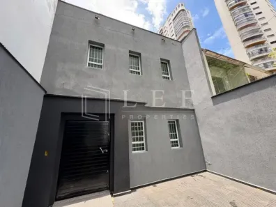 Ponto Comercial para alugar, 240m² no Indianópolis, São Paulo