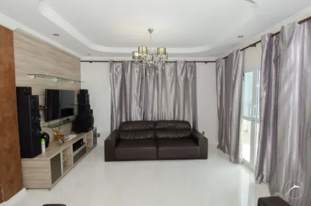 Casa com 5 Quartos à venda, 578m² no Taguatinga Norte, Brasília