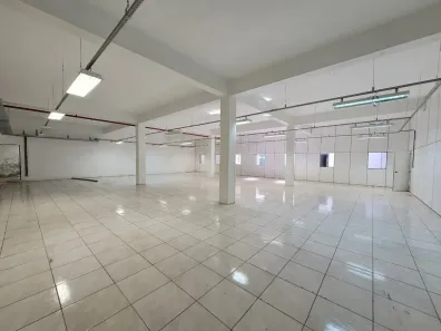 Sala Comercial para alugar, 3700m² no Navegantes, Porto Alegre