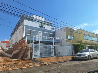 Prédio Comercial com 9 Quartos para alugar, 704m² no Taquaral, Campinas