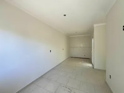 Casa de Condomínio com 2 Quartos à venda, 48m² no Olaria, Canoas