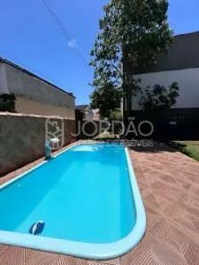 Casa com 3 Quartos à venda, 320m² no Piratininga, Niterói