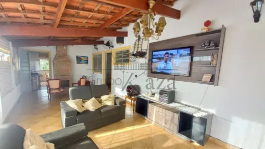Fazenda/Sítio com 2 Quartos à venda, 150m² no Área Rural de São José dos Campos, São José dos Campos
