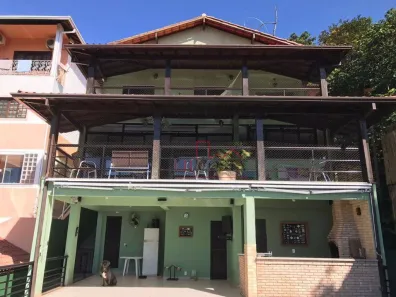 Casa de Condomínio com 3 Quartos à venda, 236m² no Sapê, Niterói