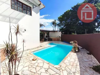 Casa com 5 Quartos à venda, 350m² no Jardim Santa Rita de Cássia, Bragança Paulista