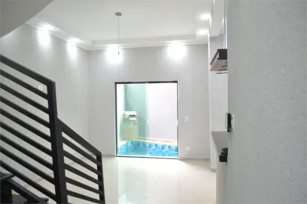 Sobrado com 3 Quartos à venda, 166m² no Jardim Líbano, São Paulo
