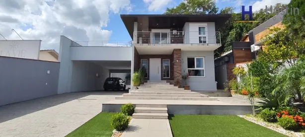 Sobrado com 4 Quartos à venda, 530m² no Centro, São Francisco do Sul