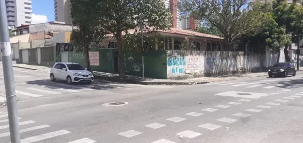 Casa com 5 Quartos à venda, 630m² no Fátima, Fortaleza