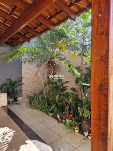 Casa com 3 Quartos à venda, 200m² no Nova Uberlândia, Uberlândia
