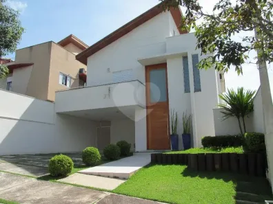 Casa de Condomínio com 3 Quartos à venda, 265m² no Vila Oliveira, Mogi das Cruzes