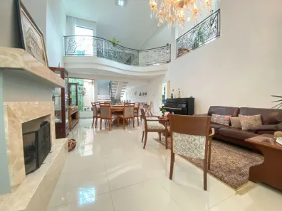 Casa de Condomínio com 4 Quartos à venda, 370m² no Grama, Juiz de Fora