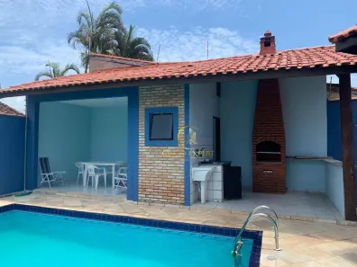 Sobrado com 2 Quartos para alugar, 250m² no Jardim Parnaso, Caraguatatuba