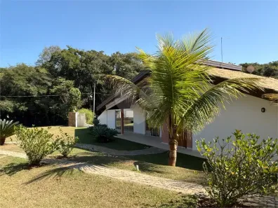 Casa de Condomínio com 3 Quartos à venda, 200m² no Caguassu, Sorocaba