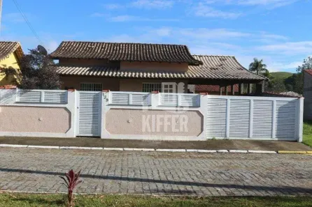 Casa de Condomínio com 3 Quartos à venda, 120m² no Papucaia, Cachoeiras de Macacu