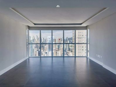 Apartamento com 3 Quartos à venda, 135m² no Centro, Balneário Camboriú