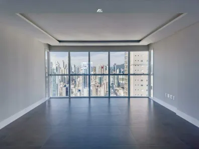 Apartamento com 3 Quartos à venda, 135m² no Centro, Balneário Camboriú