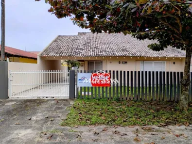 Casa com 6 Quartos à venda, 240m² no Guaratuba, Guaratuba
