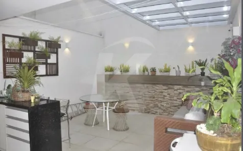 Casa com 3 Quartos à venda, 250m² no Vila Ester (Zona Norte), São Paulo