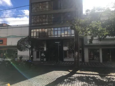 Sala Comercial para alugar, 33m² no Centro, Caxias do Sul
