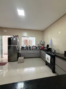 Casa com 4 Quartos à venda, 190m² no Uruguai, Teresina