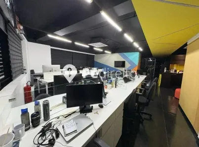 Sala Comercial à venda, 211m² no Vila Gomes Cardim, São Paulo