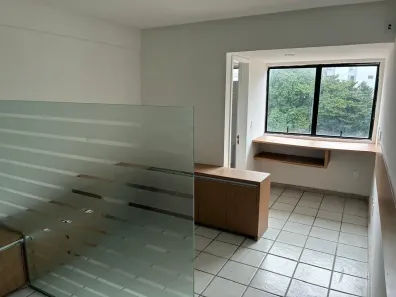 Sala Comercial com 4 Quartos para alugar, 102m² no Boa Vista, Recife