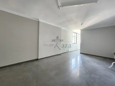 Sala Comercial para alugar, 57m² no Centro, São José dos Campos