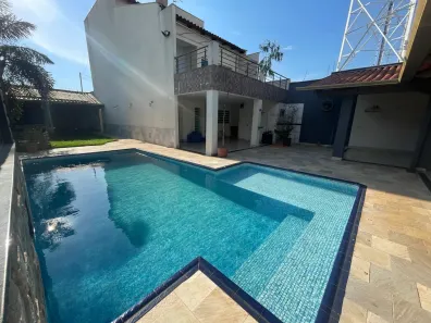 Sobrado com 3 Quartos à venda, 300m² no Jardim Atlântico, Goiânia