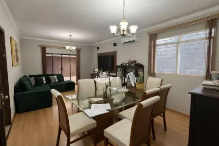 Casa com 3 Quartos à venda, 220m² no San Fernando, Londrina