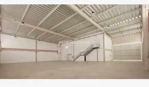 Galpão/Depósito/Armazém para alugar, 840m² no Iporanga, Sorocaba