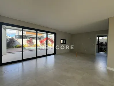 Casa de Condomínio com 4 Quartos à venda, 305m² no Santa Regina, Camboriú