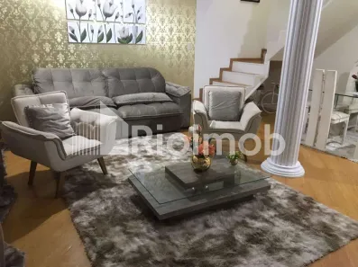 Casa de Condomínio com 3 Quartos à venda, 120m² no Vargem Pequena, Rio de Janeiro