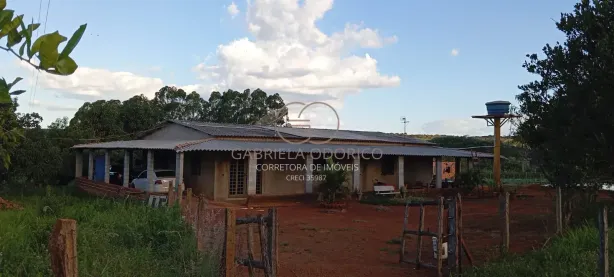 Fazenda/Sítio com 4 Quartos à venda, 11000m² no Centro, Anápolis