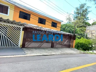 Sobrado com 3 Quartos para alugar, 250m² no Vila Campesina, Osasco