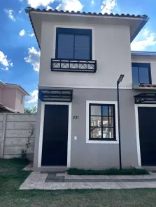 Casa com 2 Quartos à venda, 57m² no Bairro Pacaembu, Americana