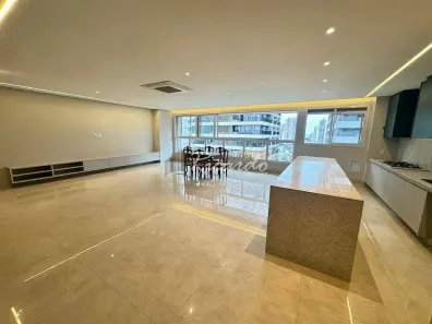 Apartamento com 4 Quartos para alugar, 228m² no Setor Marista, Goiânia