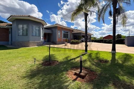 Fazenda/Sítio com 3 Quartos à venda, 323m² no Hélio Aguiar, São Manuel