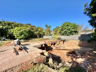 Lote/Terreno à venda, 1779m² no Bosque do Vianna, Cotia