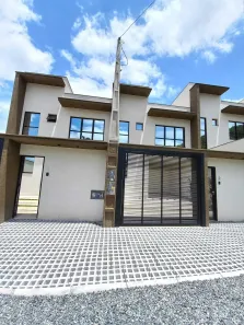 Sobrado com 3 Quartos à venda, 101m² no Glória, Joinville