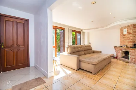Casa de Condomínio com 5 Quartos à venda, 236m² no Boa Vista, Porto Alegre