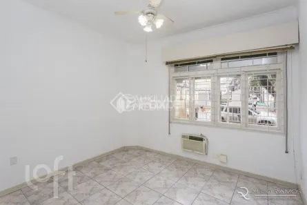 Apartamento com 2 Quartos à venda, 54m² no Bom Fim, Porto Alegre
