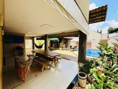 Casa de Condomínio com 4 Quartos à venda, 330m² no Jardins Madri, Goiânia