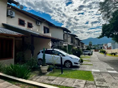 Casa de Condomínio com 2 Quartos à venda, 100m² no São Jorge, Novo Hamburgo