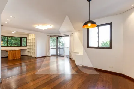 Apartamento com 3 Quartos para alugar, 155m² no Moema, São Paulo