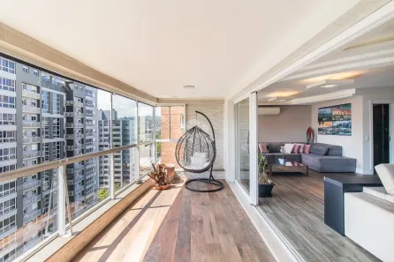 Apartamento com 3 Quartos à venda, 199m² no Jardim do Salso, Porto Alegre