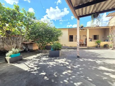 Casa com 2 Quartos à venda, 93m² no Cidade Vera Cruz, Aparecida de Goiânia