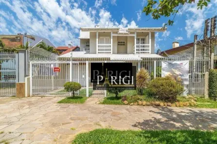 Casa com 3 Quartos à venda, 600m² no Chácara das Pedras, Porto Alegre