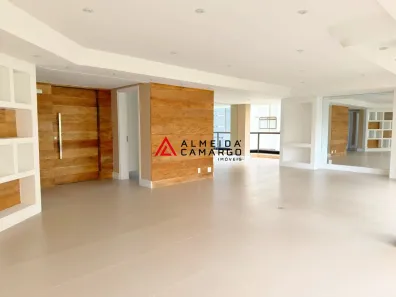 Apartamento com 3 Quartos para venda ou aluguel, 200m² no Itaim Bibi, São Paulo