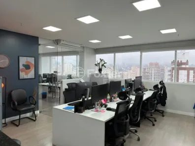 Sala Comercial à venda, 83m² no Bom Fim, Porto Alegre